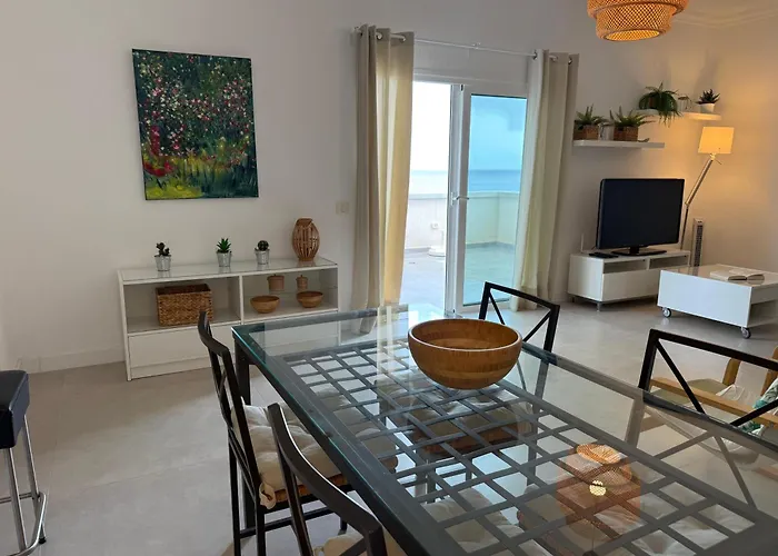 Pambnb Beachfront 1br Playa Chica 公寓 *