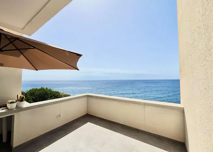 Pambnb Beachfront 1br Playa Chica 圣克鲁斯-德特内里费