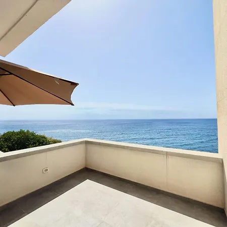 Pambnb Beachfront 1br Playa Chica سانتا كروز دي تينيريف