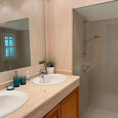 Pambnb Beachfront 1br Playa Chica * سانتا كروز دي تينيريف